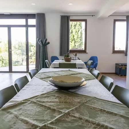 Apartment Poggio Del Pero -2 By Interhome